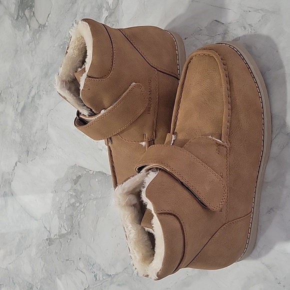 Kids Insulated Winter Boot - Picture 2 of 11